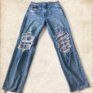 American Eagle Outfitters Light Blue Distressed Straight Leg Jeans